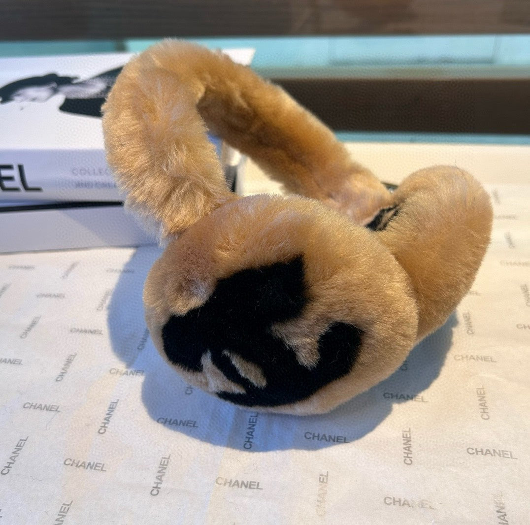 Brown earmuffs