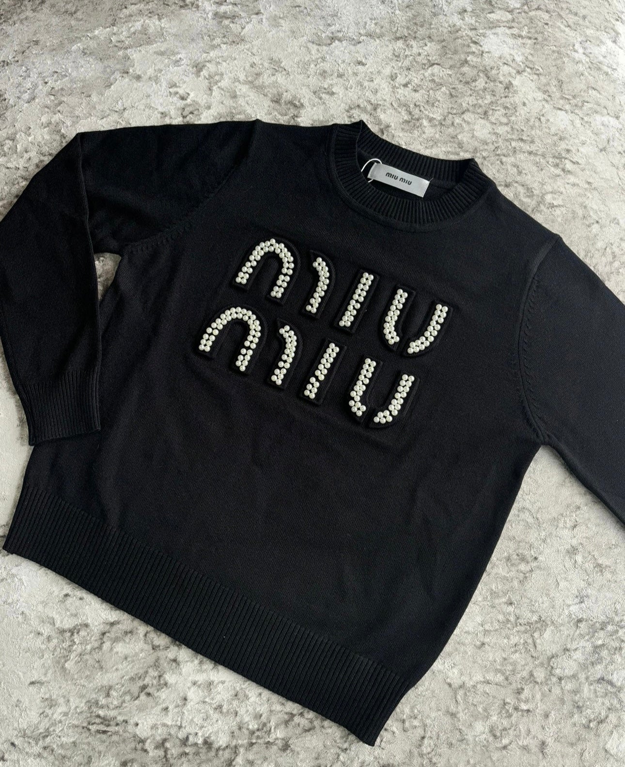 Black pearl Jumper