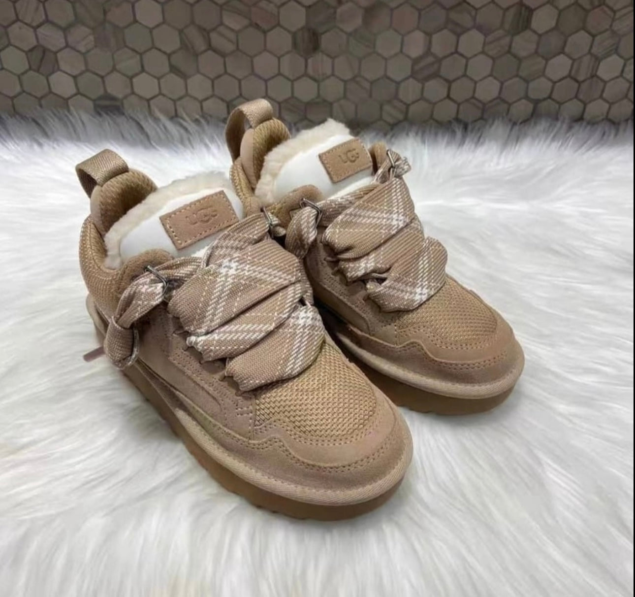 Sand lowmel in stock