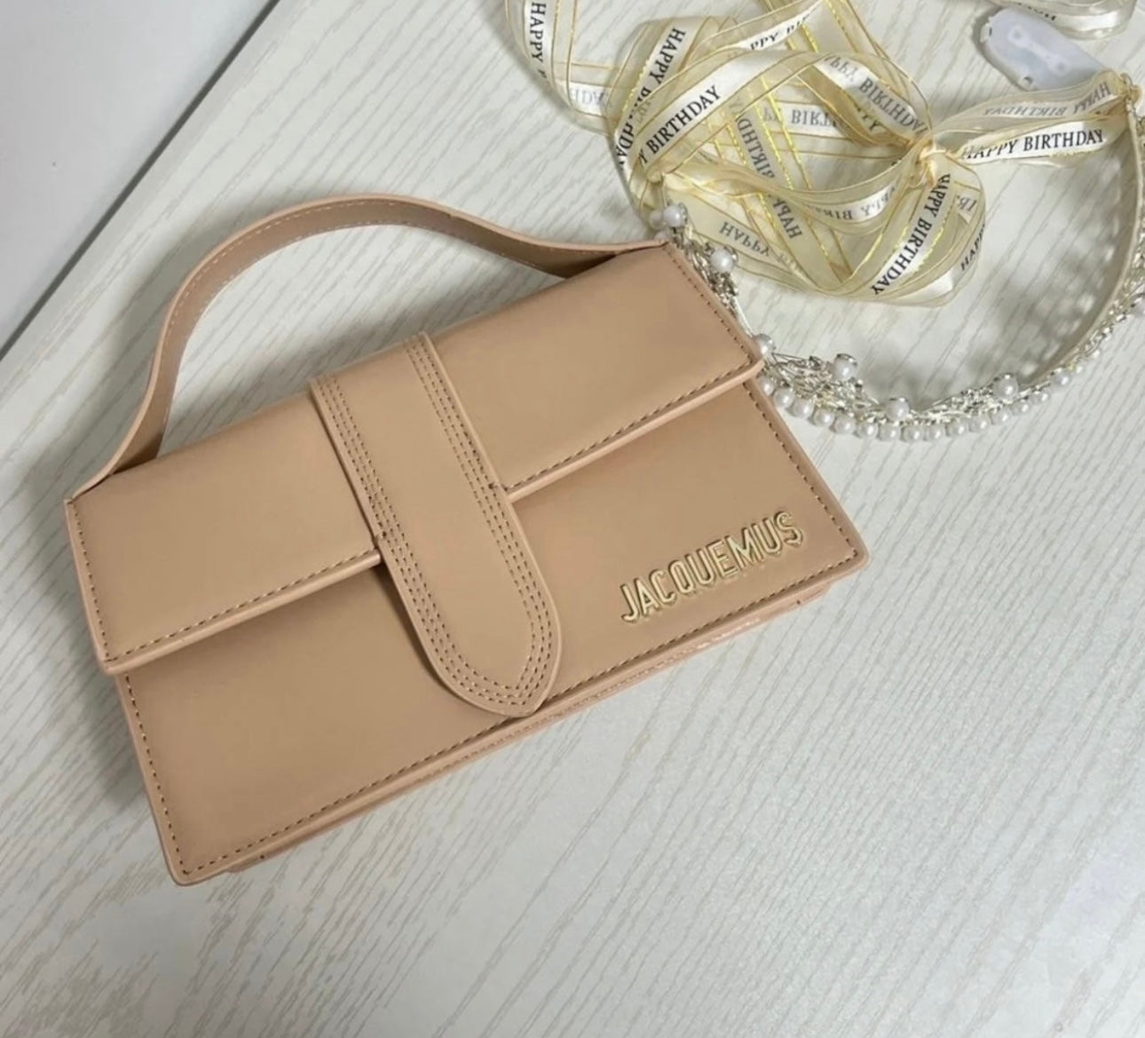 Nude bag