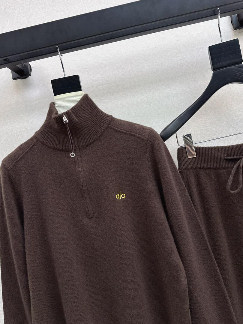 Chocolate brown tracksuit