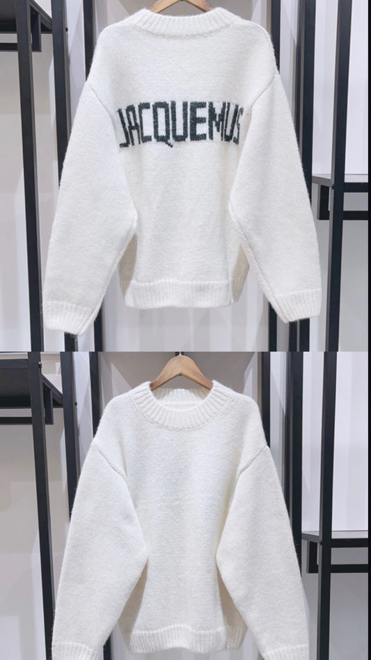 White knitted jumper