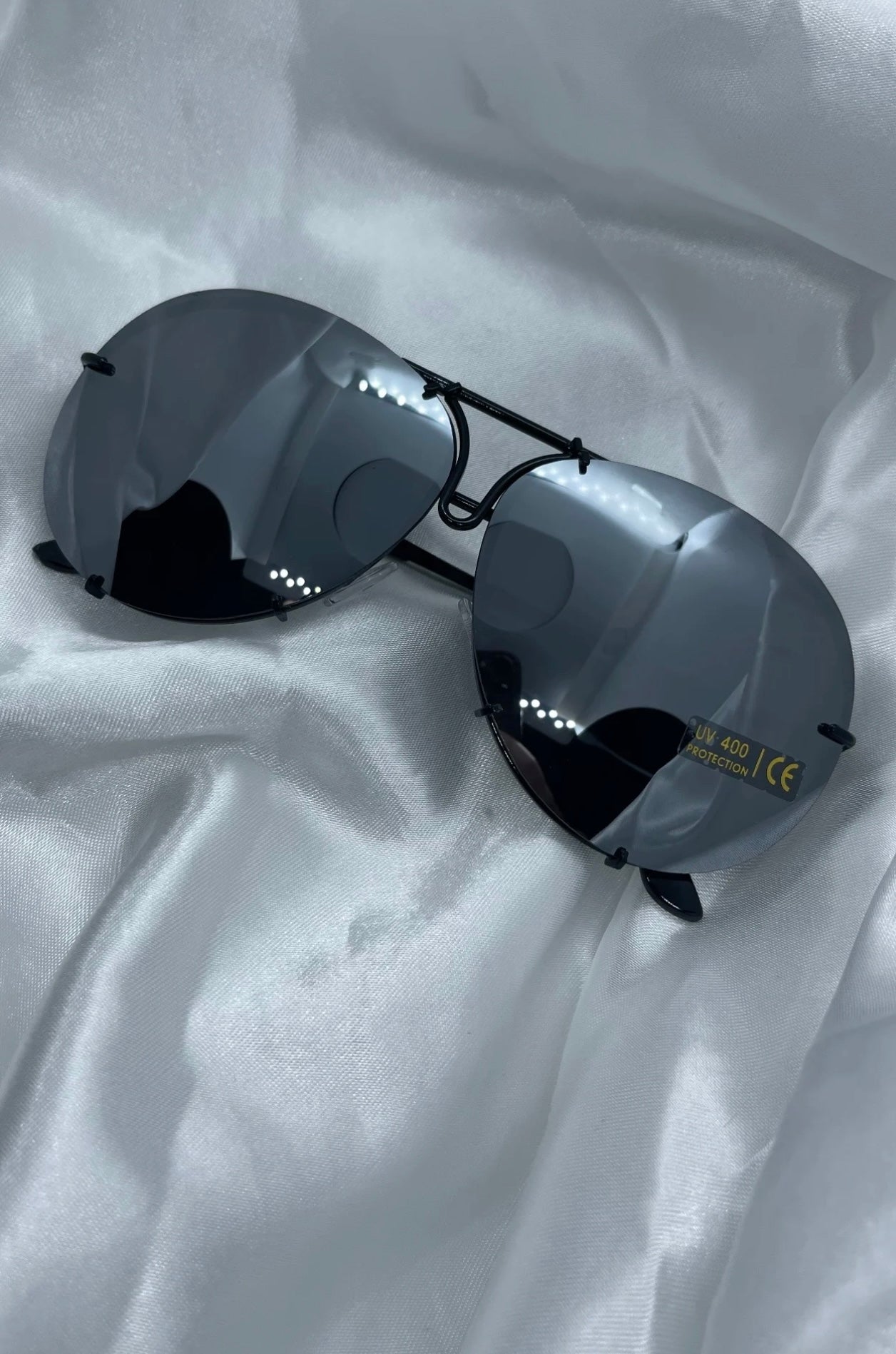 Black & silver Kylie sunglasses