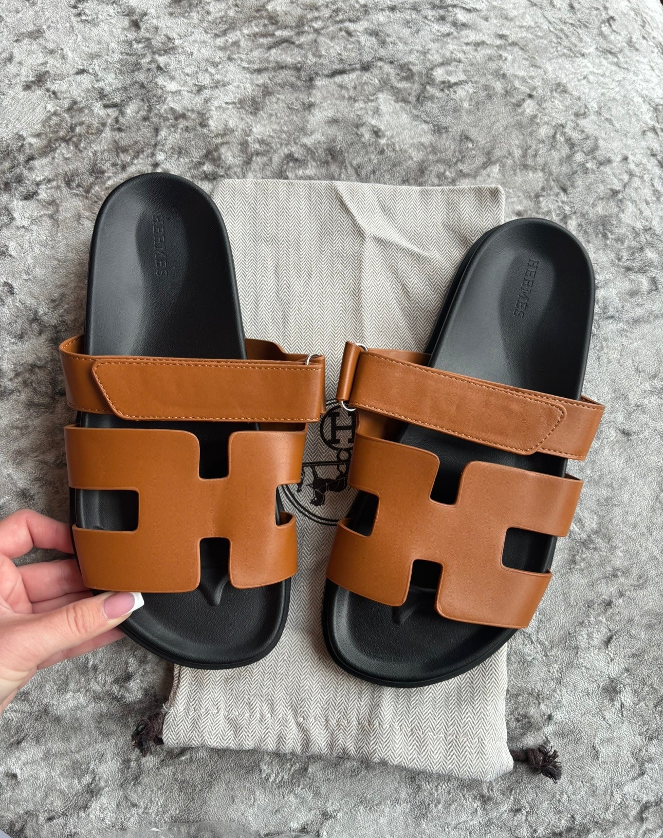 Black & brown slides