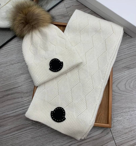 White hat & scarf set