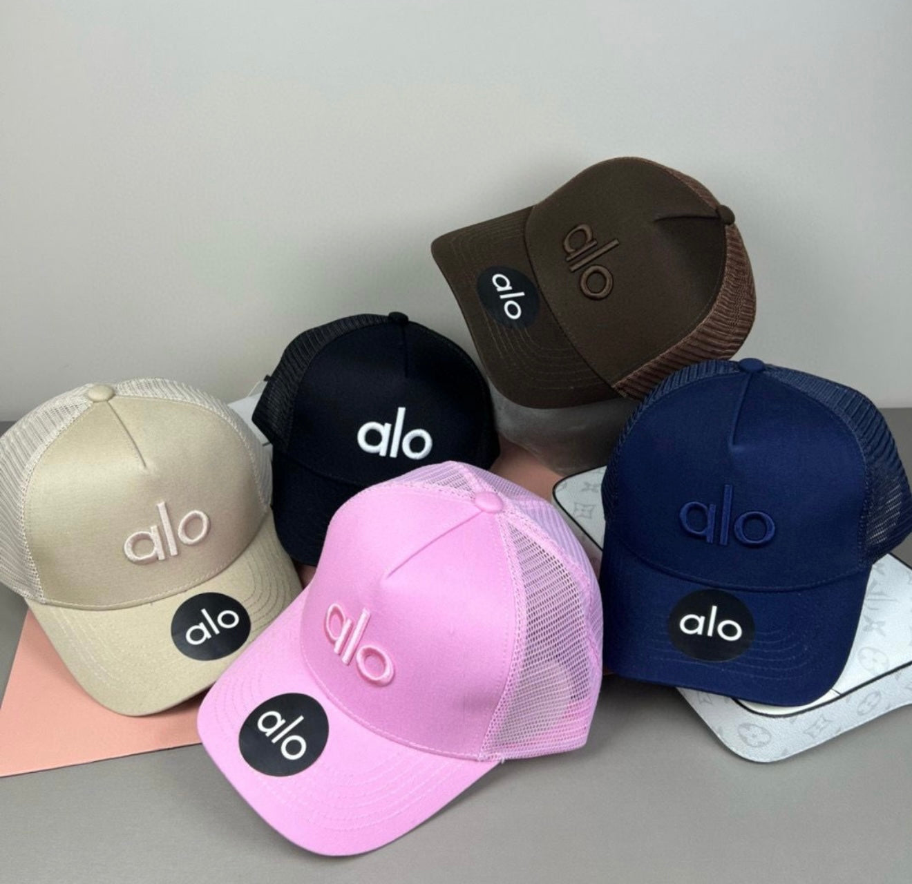 Multi choice cap