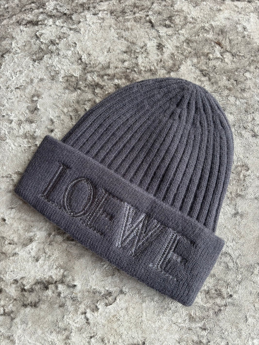 Dusk grey beanie