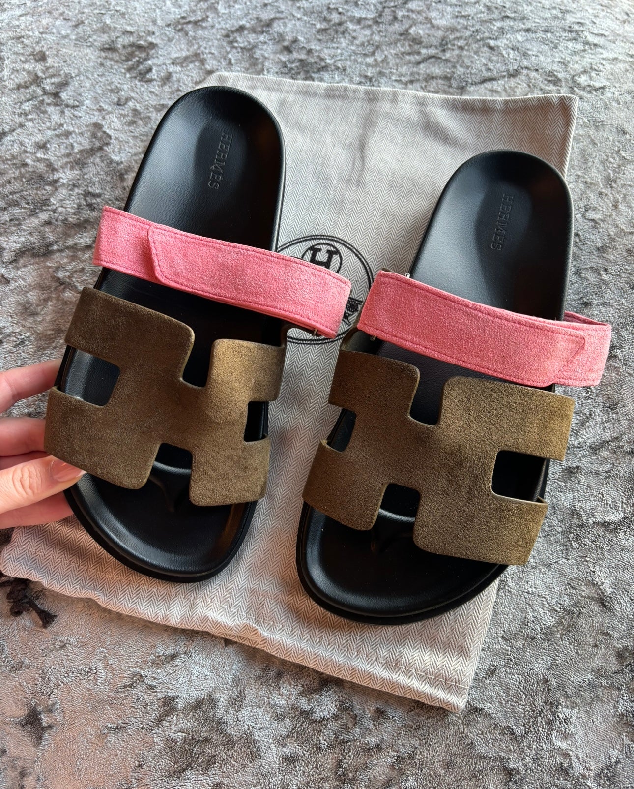 Khaki & pink strap sandals