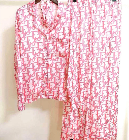 Pink & white Dd pyjamas