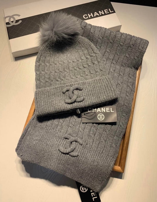 Grey hat & scarf set