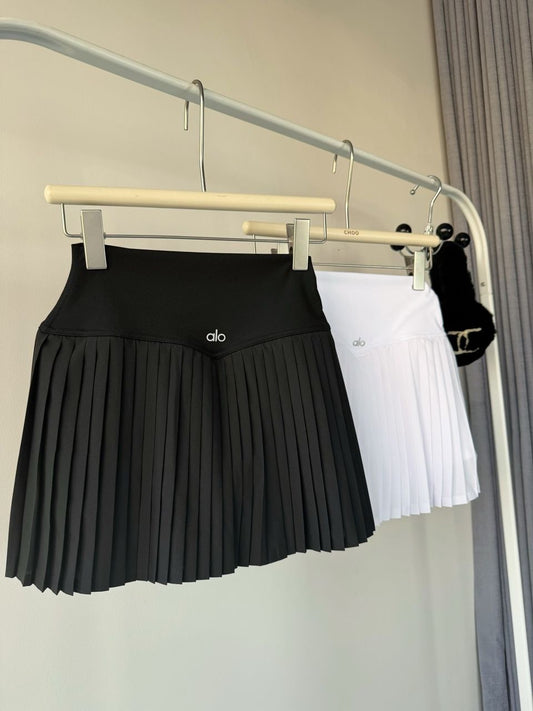 Black & white skort