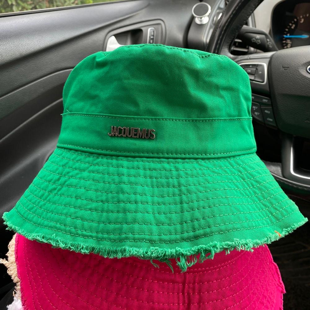 Green bucket hat