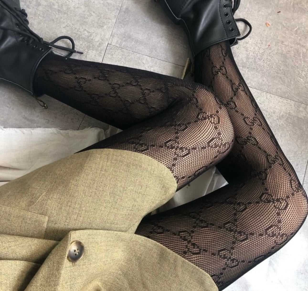 Black G tights