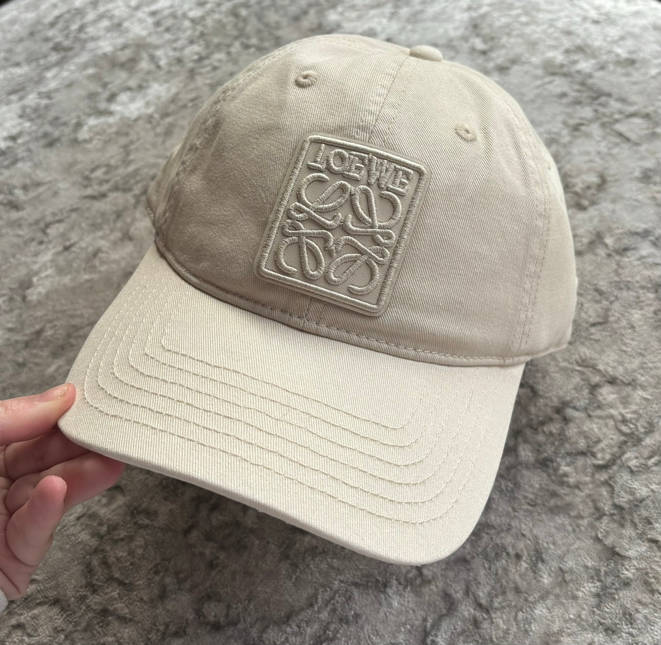 Cream/beige cap