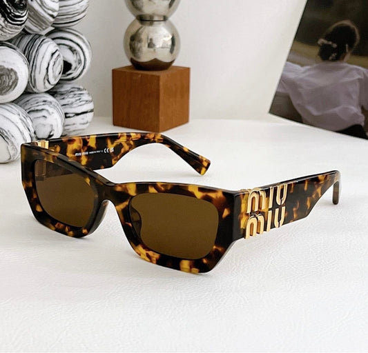 Leopard print Mia sunglasses