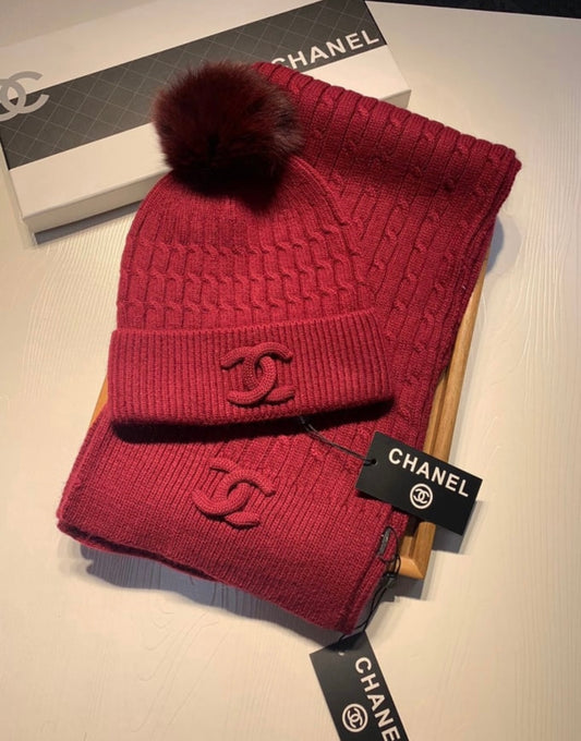 Burgandy hat & scarf set